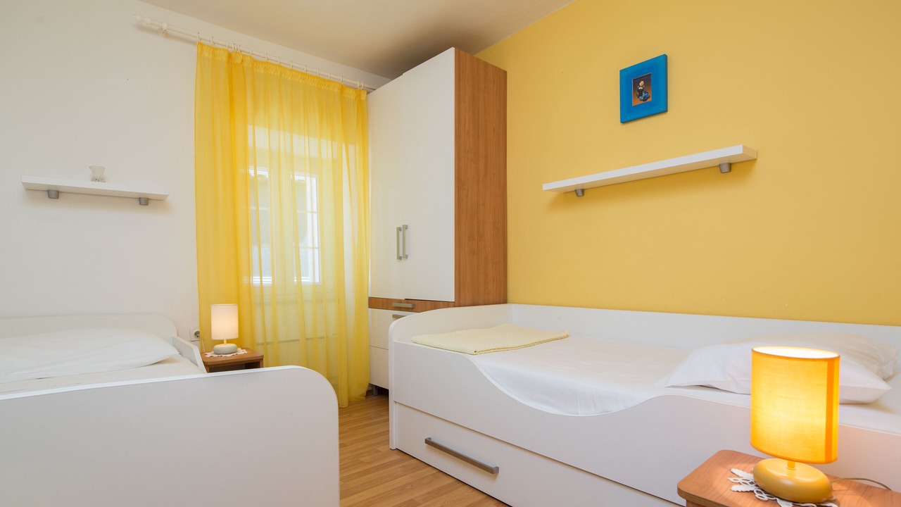 Photo of Bedroom in Sutivan