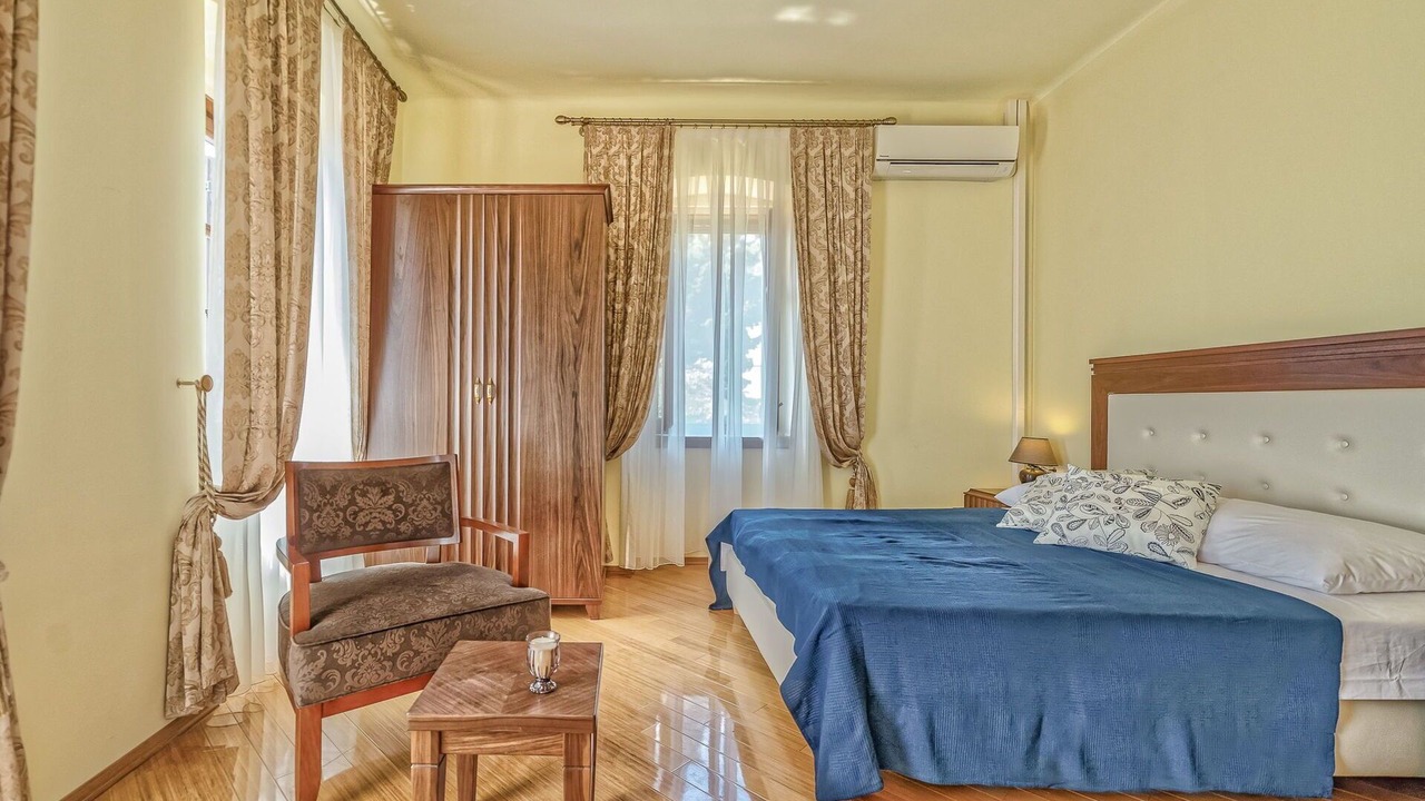 Photo of Bedroom in Obrs