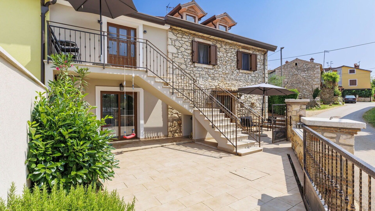 Photo of Patio Balcony in Nova Vas