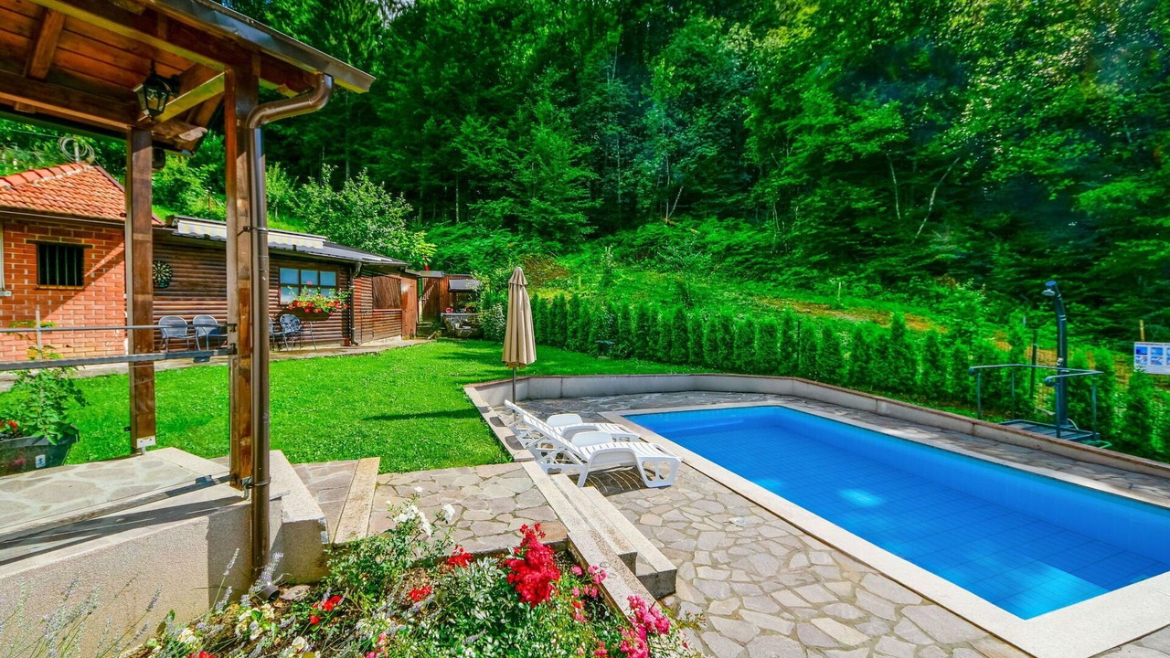 Photo of Outdoor in Skrad