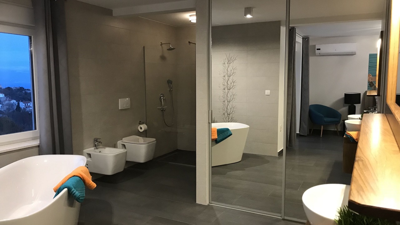 Photo of Bathroom in Zagore