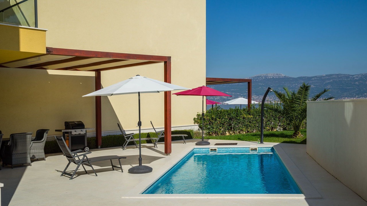 Photo of Outdoor in Slatine