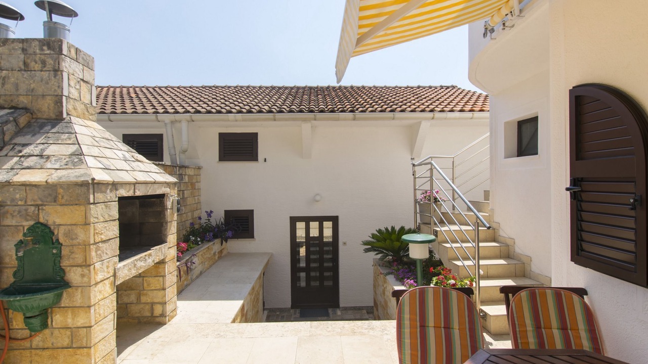 Photo of Patio Balcony in Susica