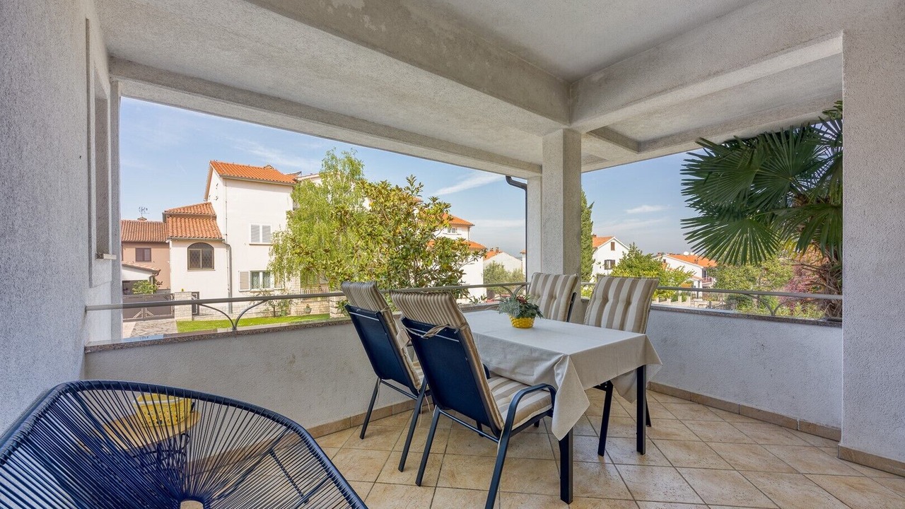Photo of Outdoor in Spadici