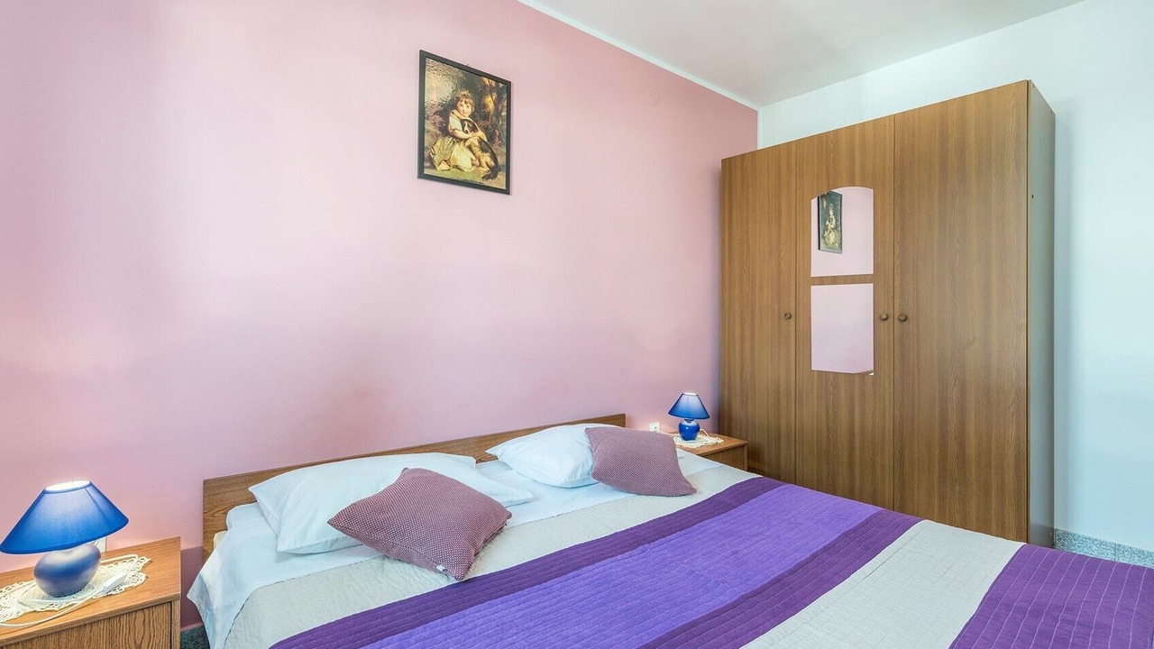 Photo of Bedroom in Funtana