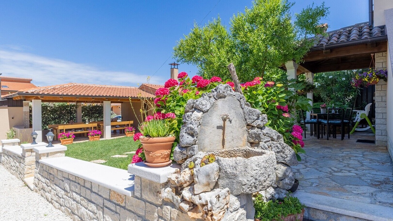 Photo of Outdoor in Strpacici