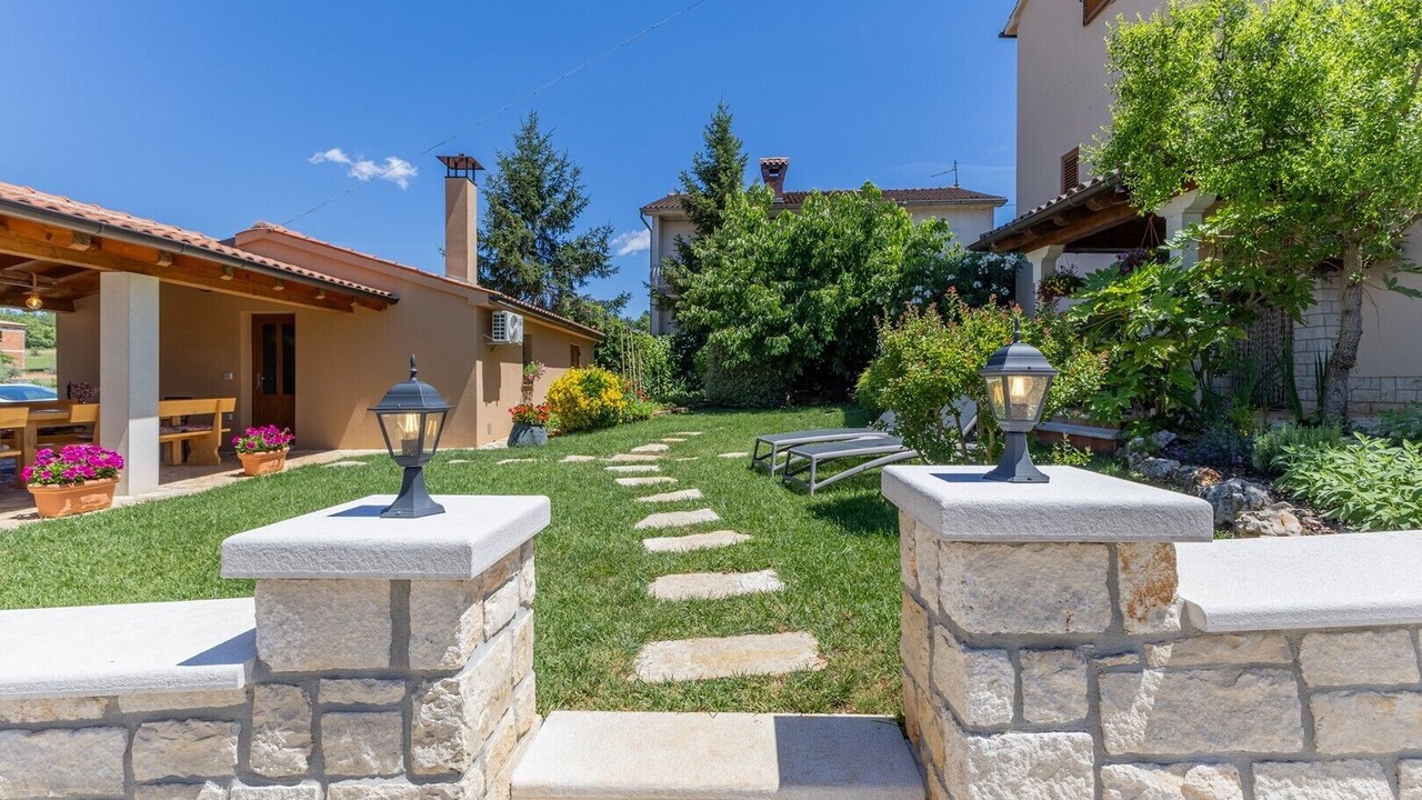 Photo of Outdoor in Strpacici