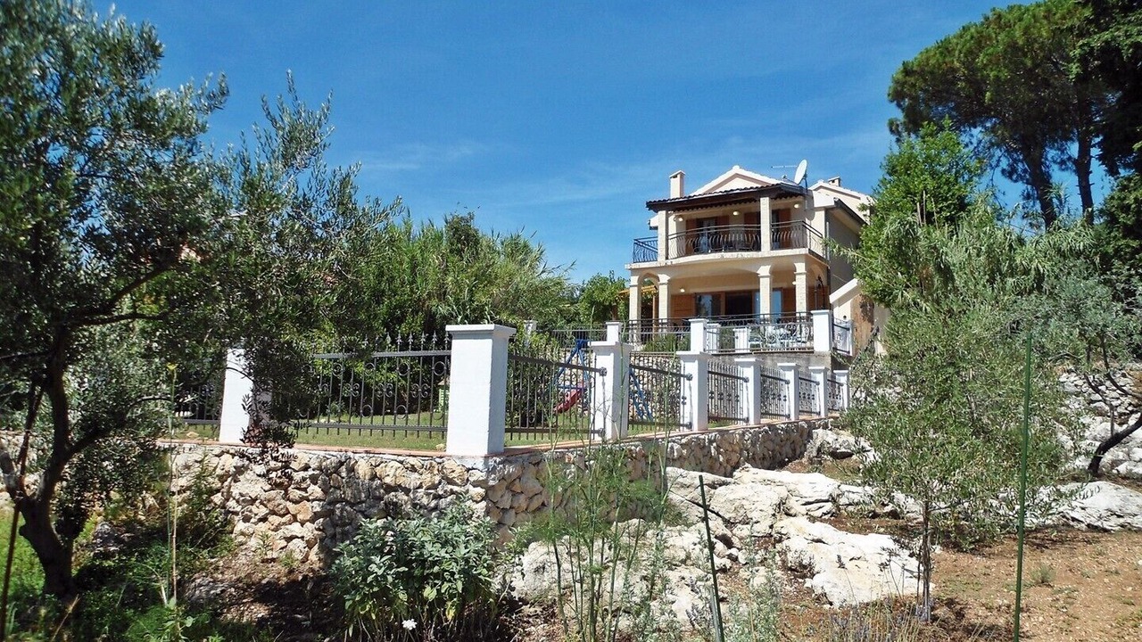 Photo of Outdoor in Preko