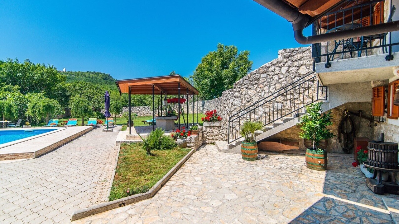 Photo of Patio Balcony in Drivenik
