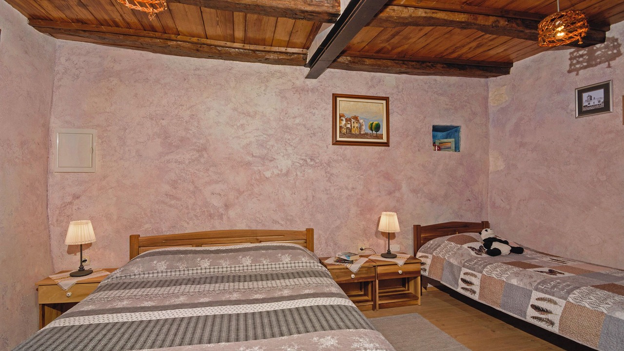 Photo of Bedroom in Heki
