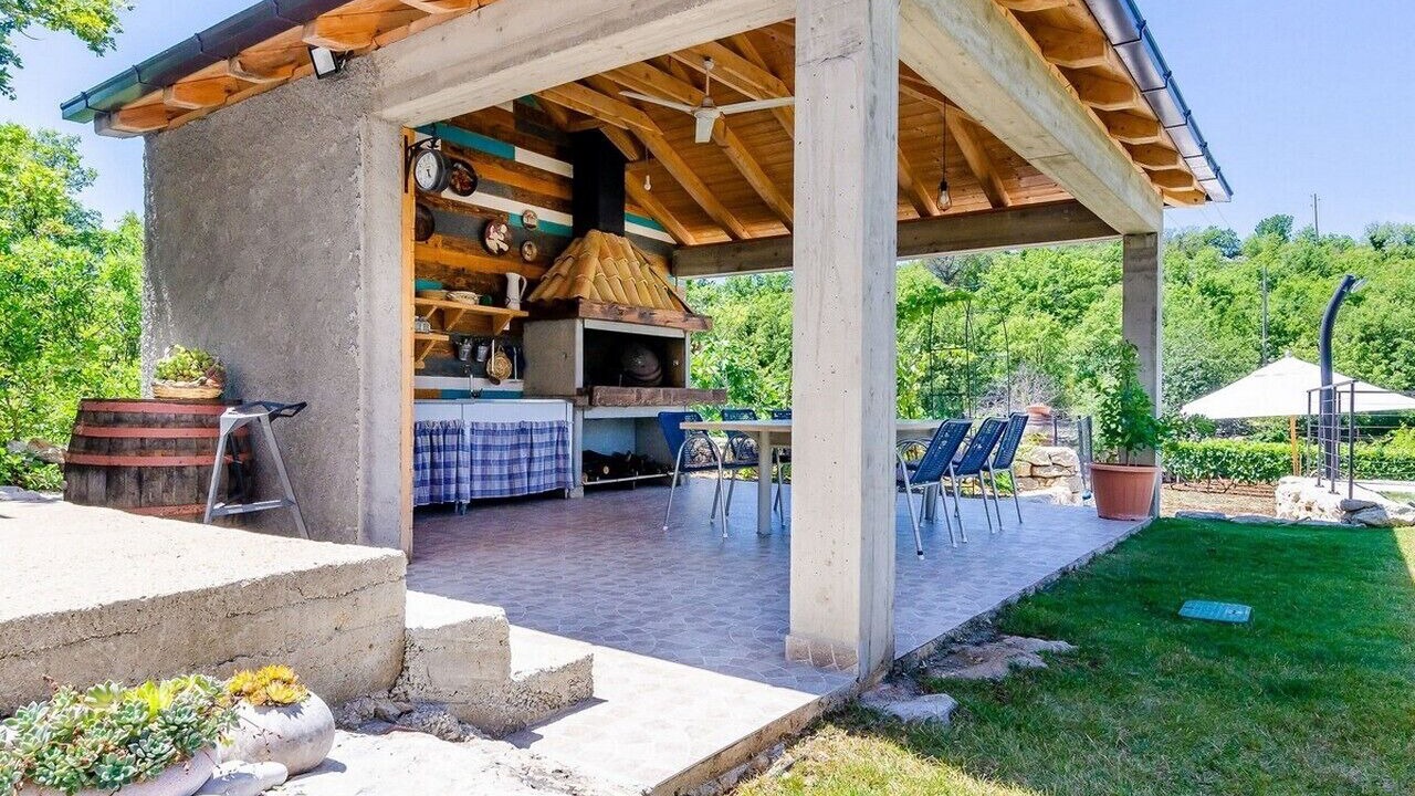 Photo of Outdoor in Gromaca