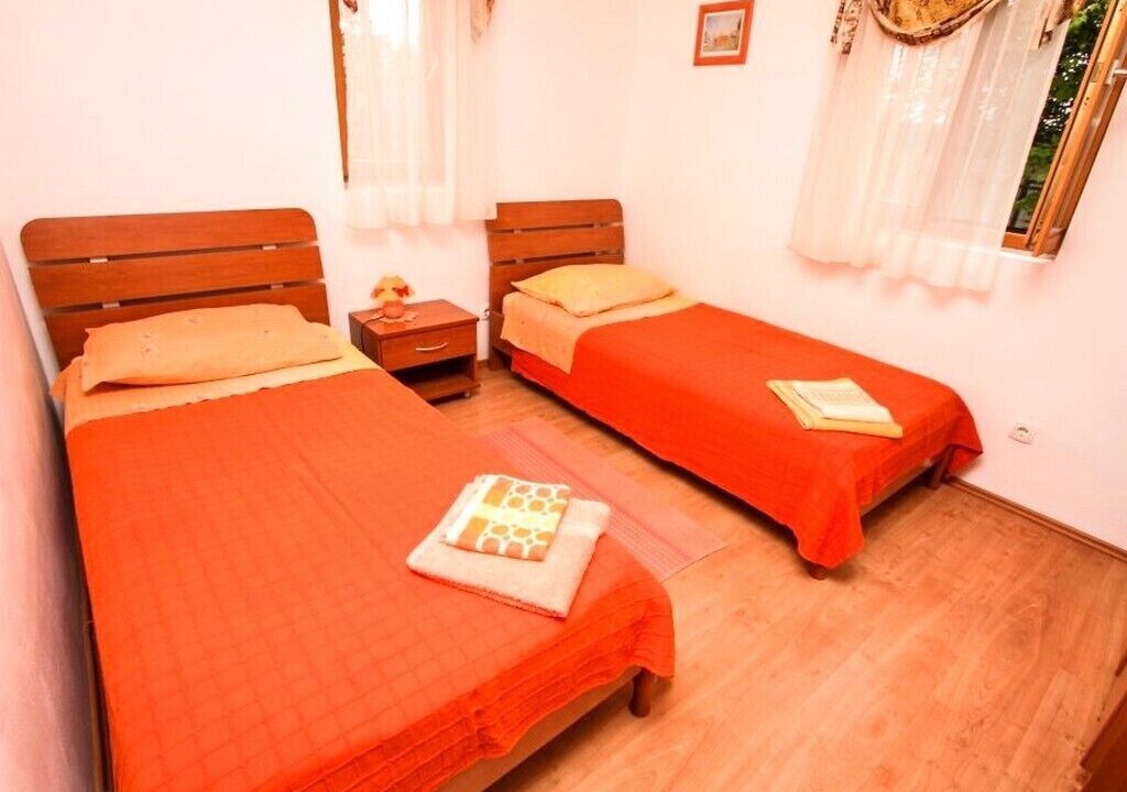Photo of Bedroom in Petrcane