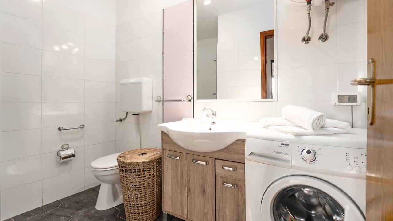 Photo of Bathroom in Antenal