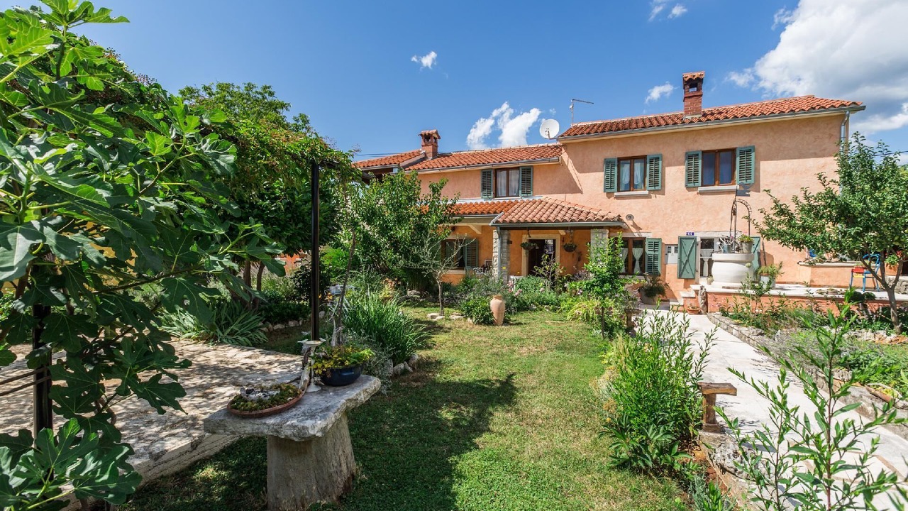 Photo of Outdoor in Cabrunici