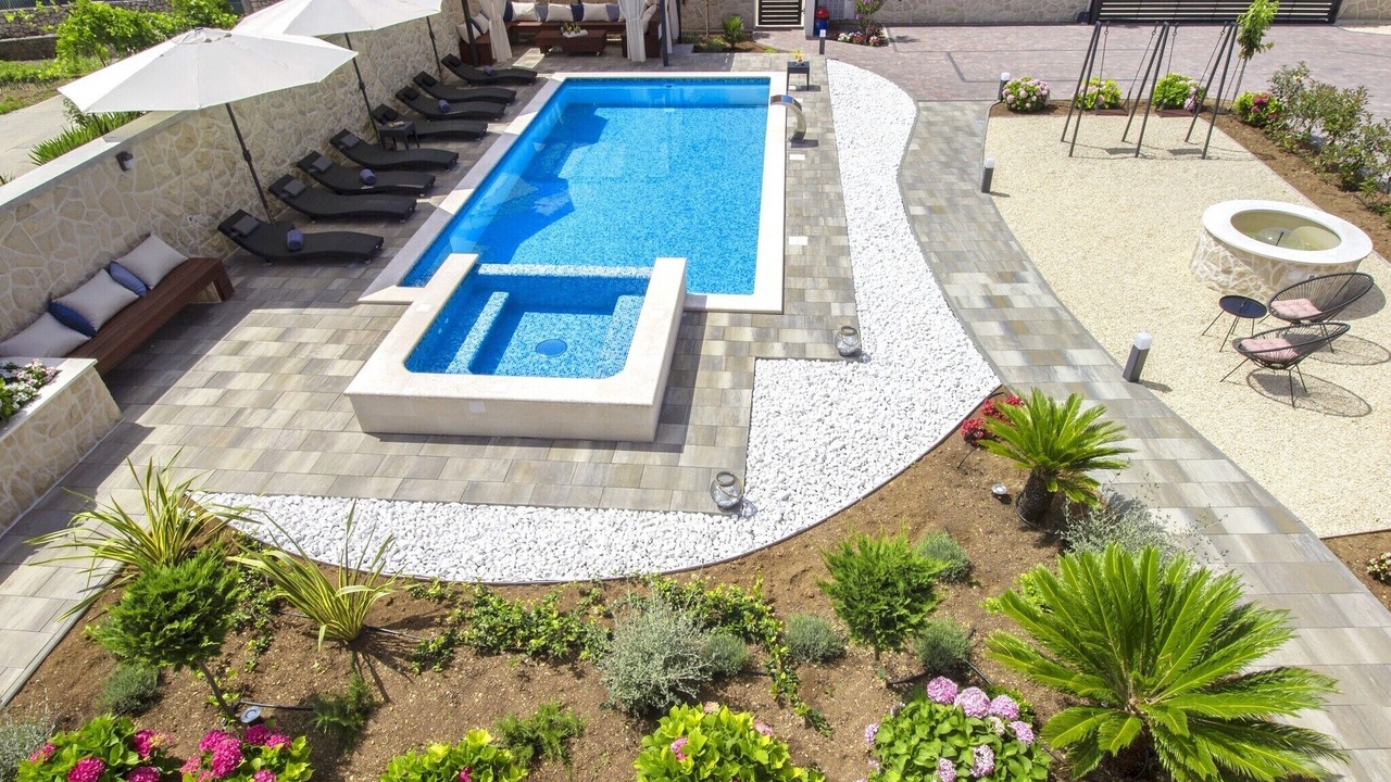 Photo of Outdoor in Grebastica