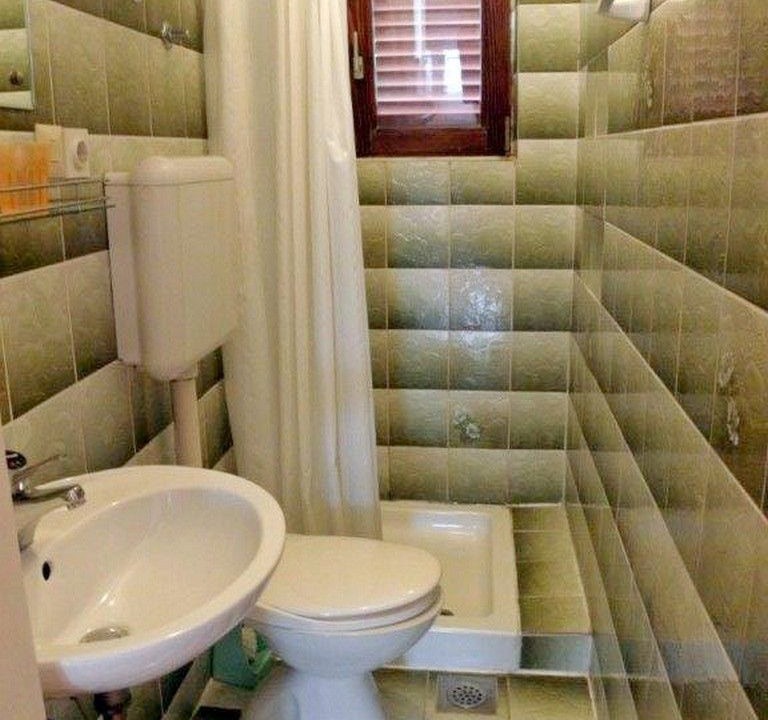 Photo of Bathroom in Barbat na Rabu