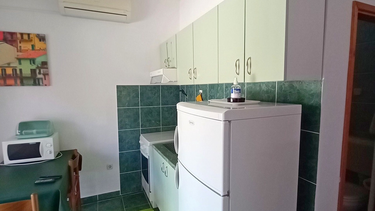 Photo of Kitchen in Petrcane