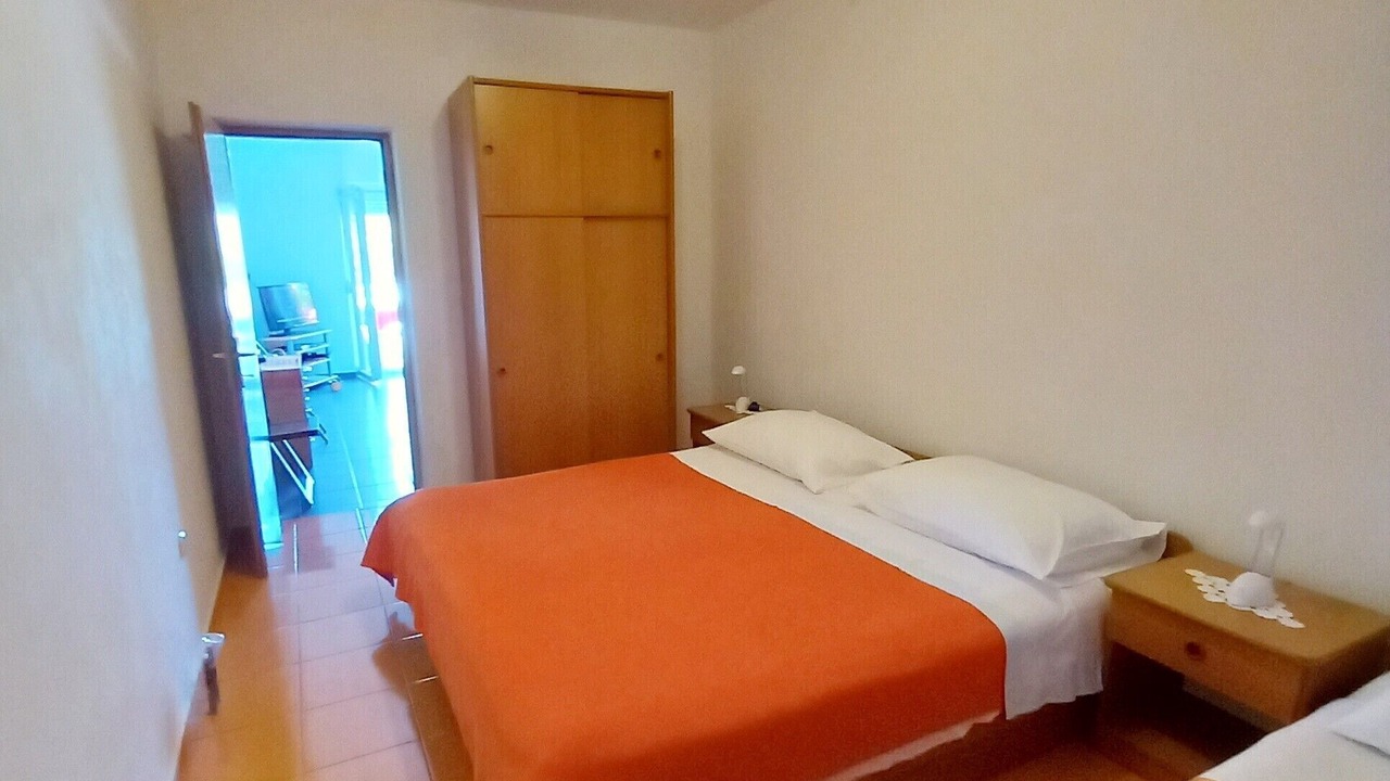Photo of Bedroom in Petrcane