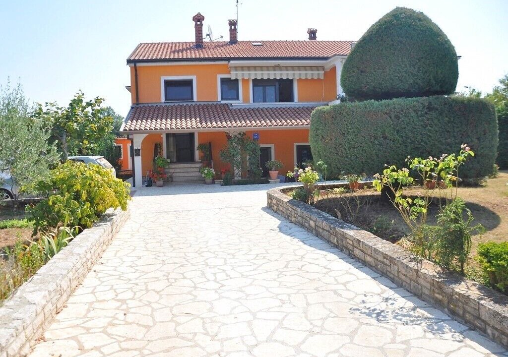 Photo of Outdoor in Krizine