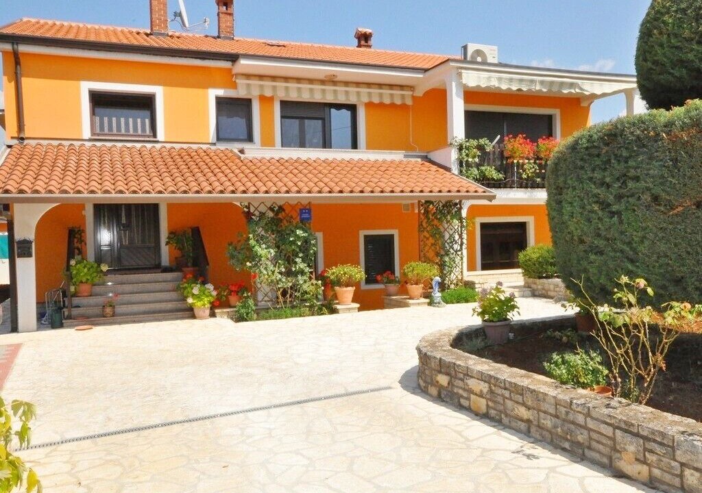 Photo of Outdoor in Krizine