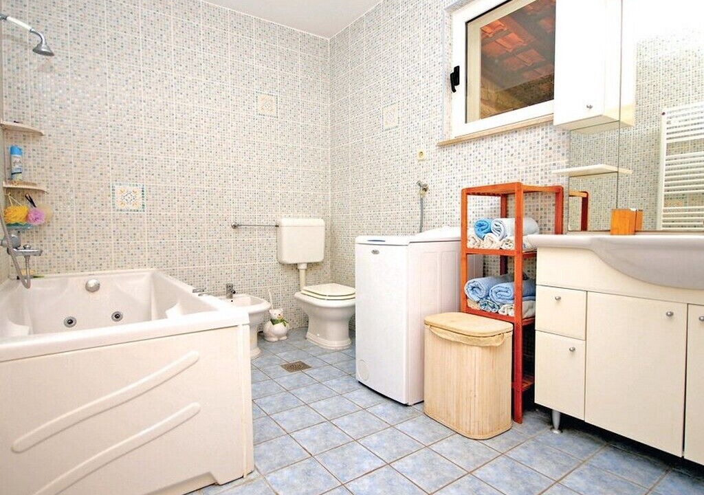 Photo of Bathroom in Rudine