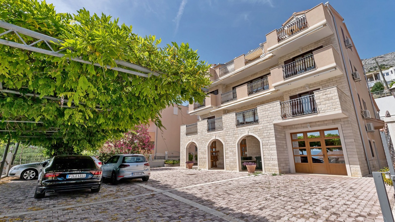 Photo of Outdoor in Duce