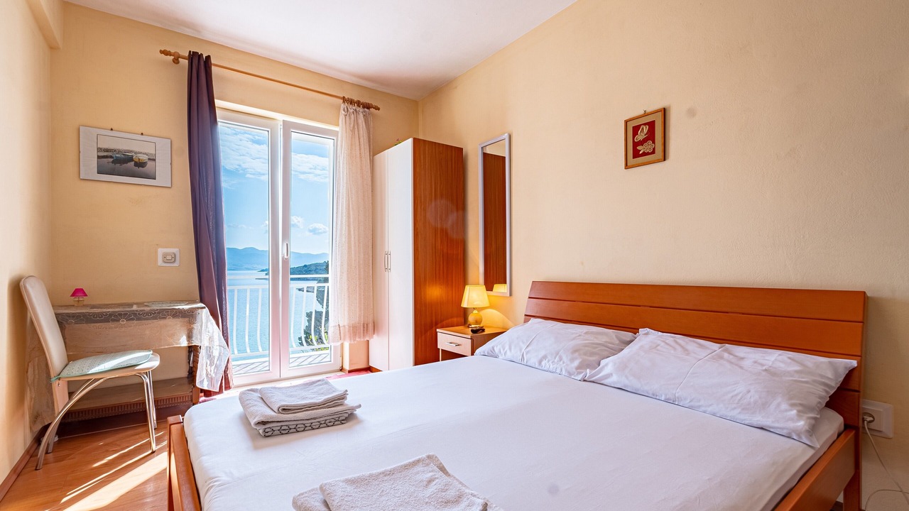 Photo of Bedroom in Cove Tri Zala (Zrnovo)