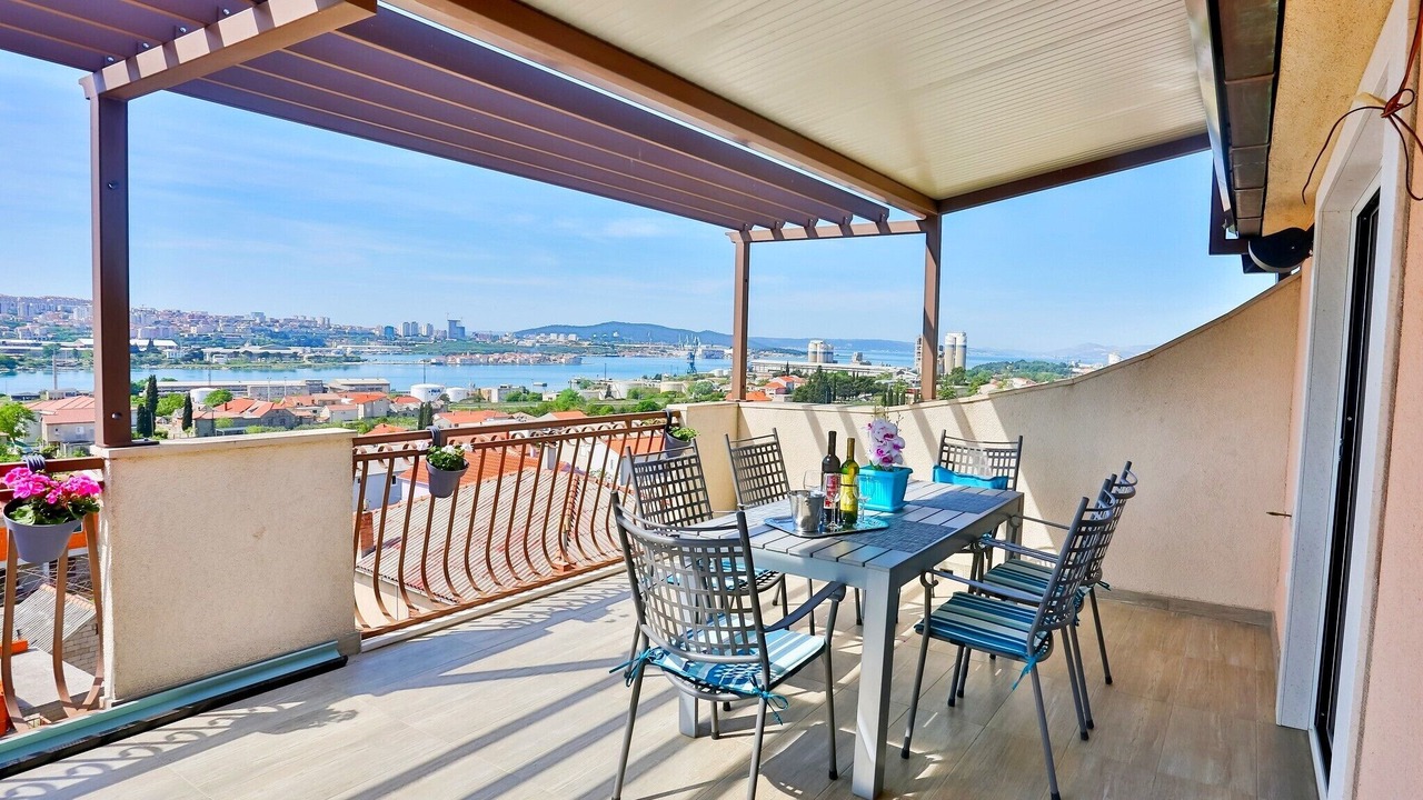 Photo of Outdoor in Solin