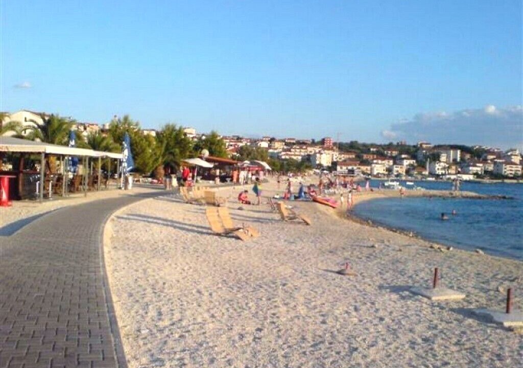 Photo of Others in Okrug Gornji