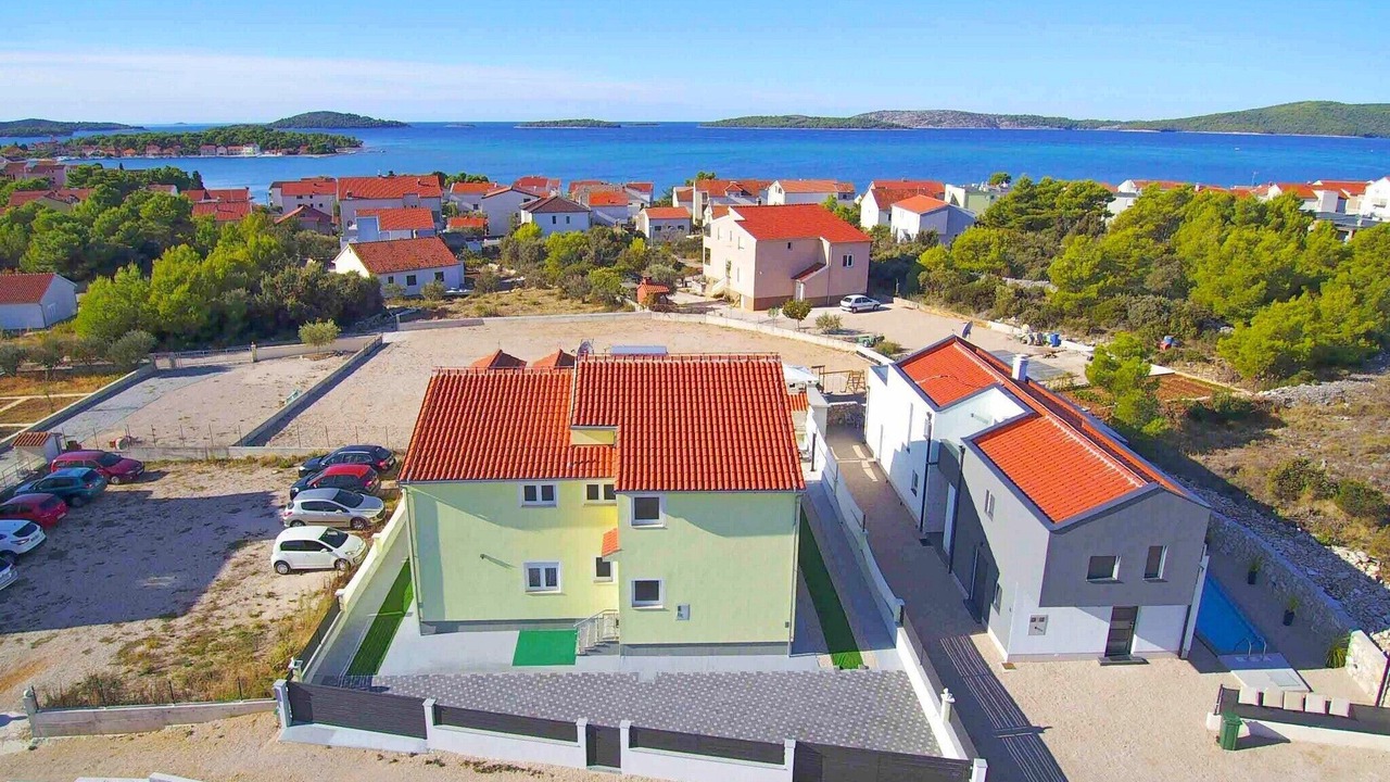 Photo of Outdoor in Brodarica