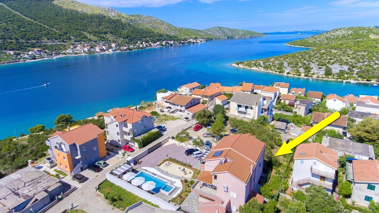 Photo of Outdoor in Grebastica