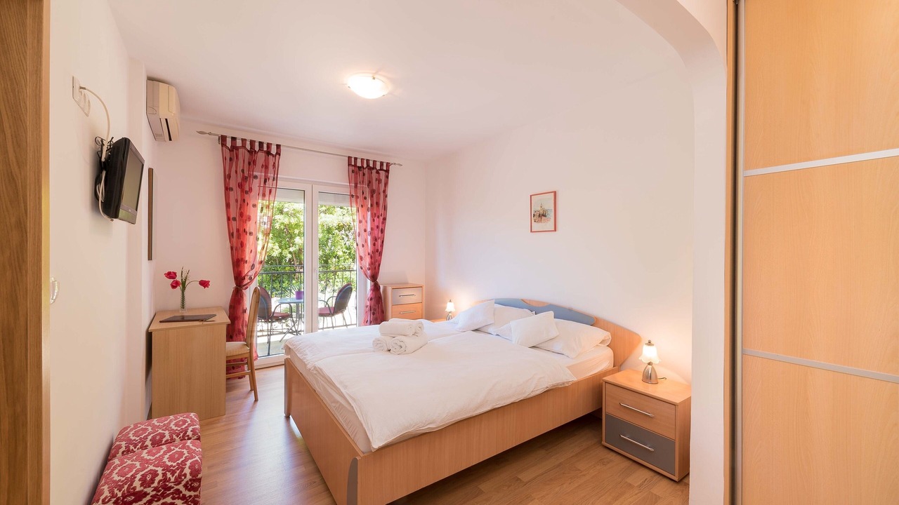 Photo of Bedroom in Banjol