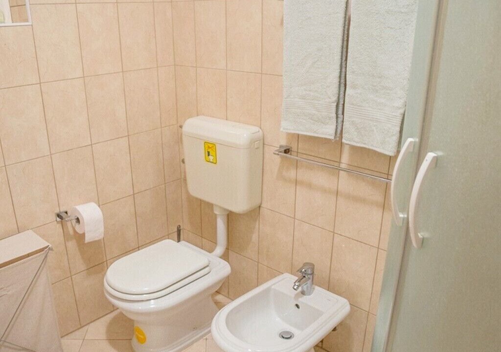 Photo of Bathroom in Vir