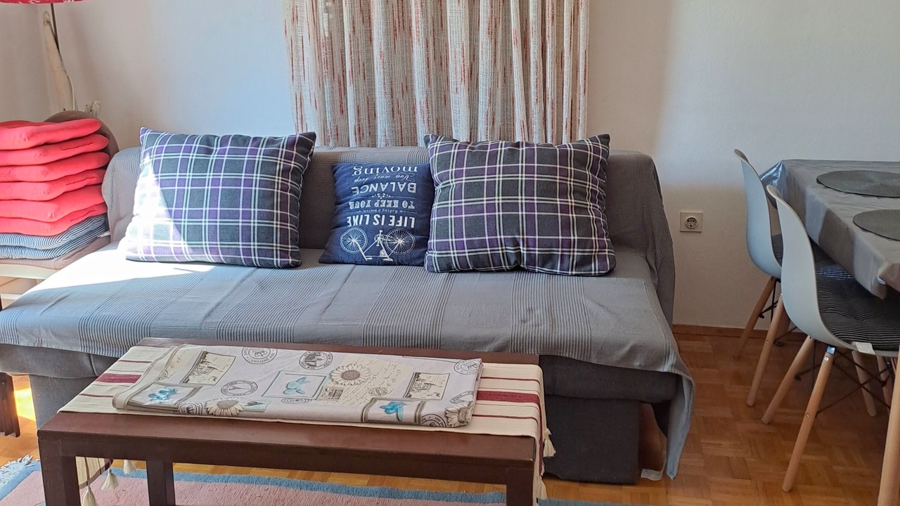 Photo of Livingroom in Petrcane