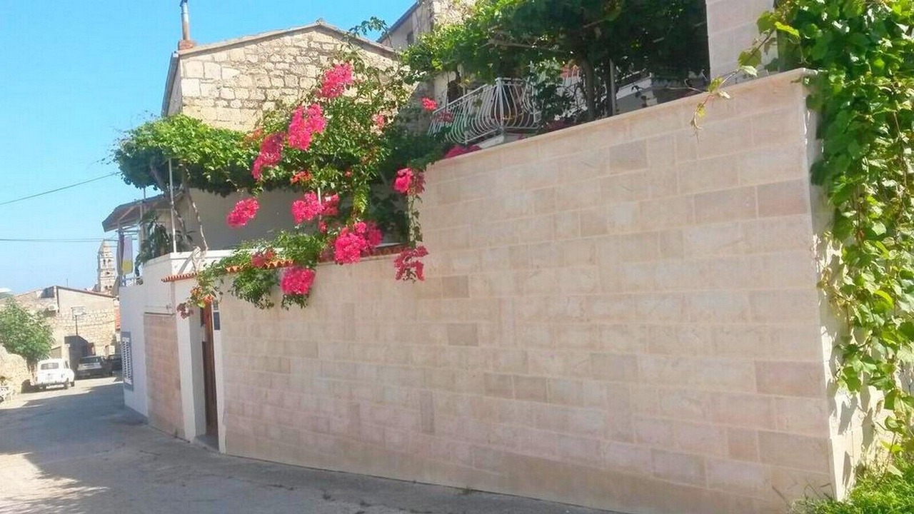 Photo of Outdoor in Vis