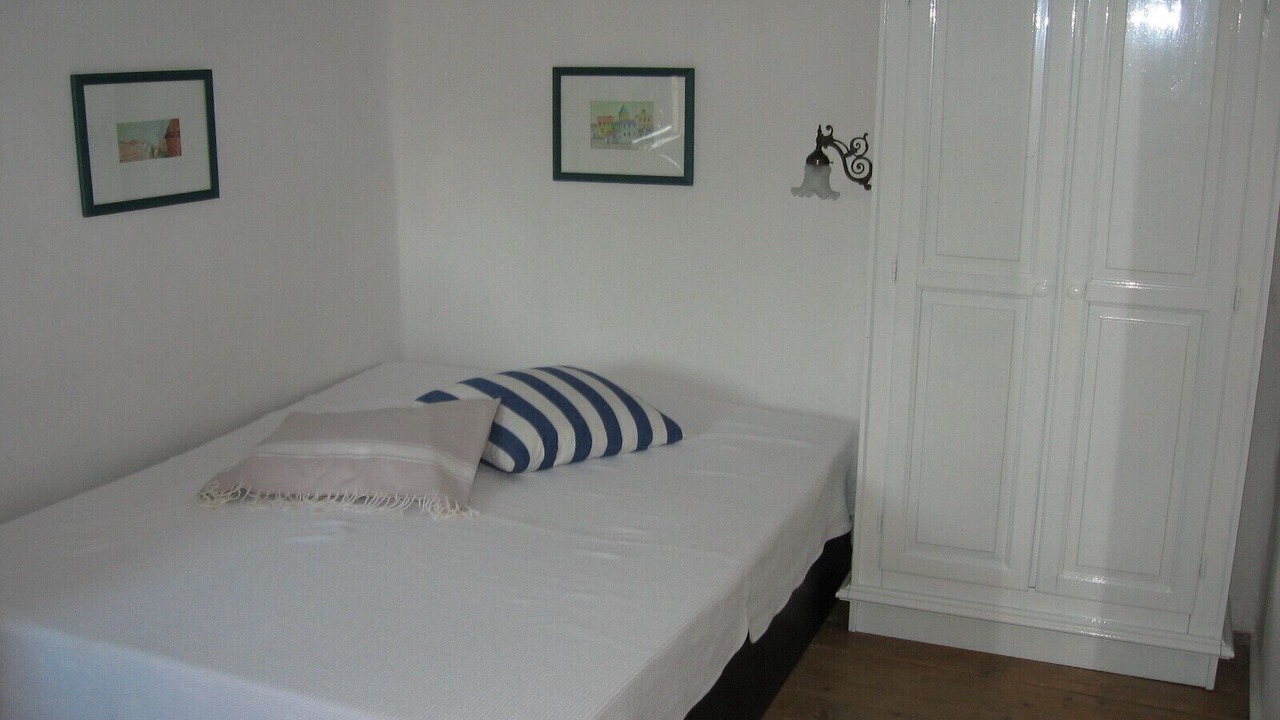 Photo of Bedroom in Kostabona