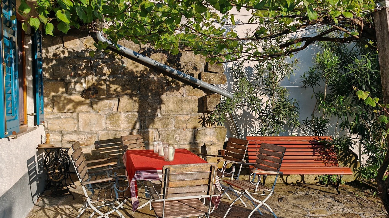 Photo of Outdoor in Kostabona