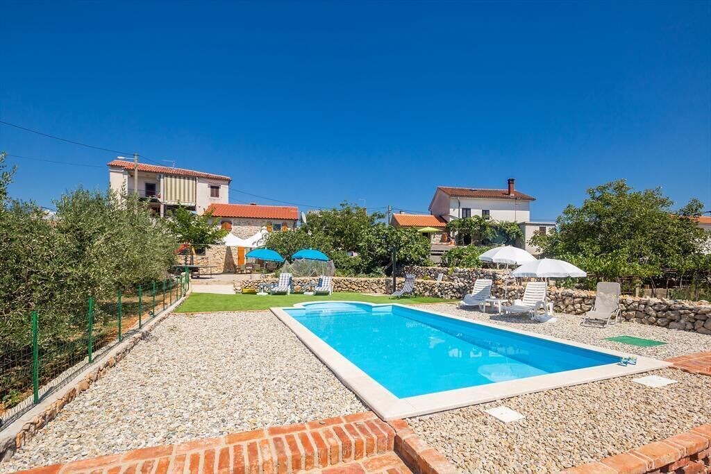 Photo of Outdoor in Brzac