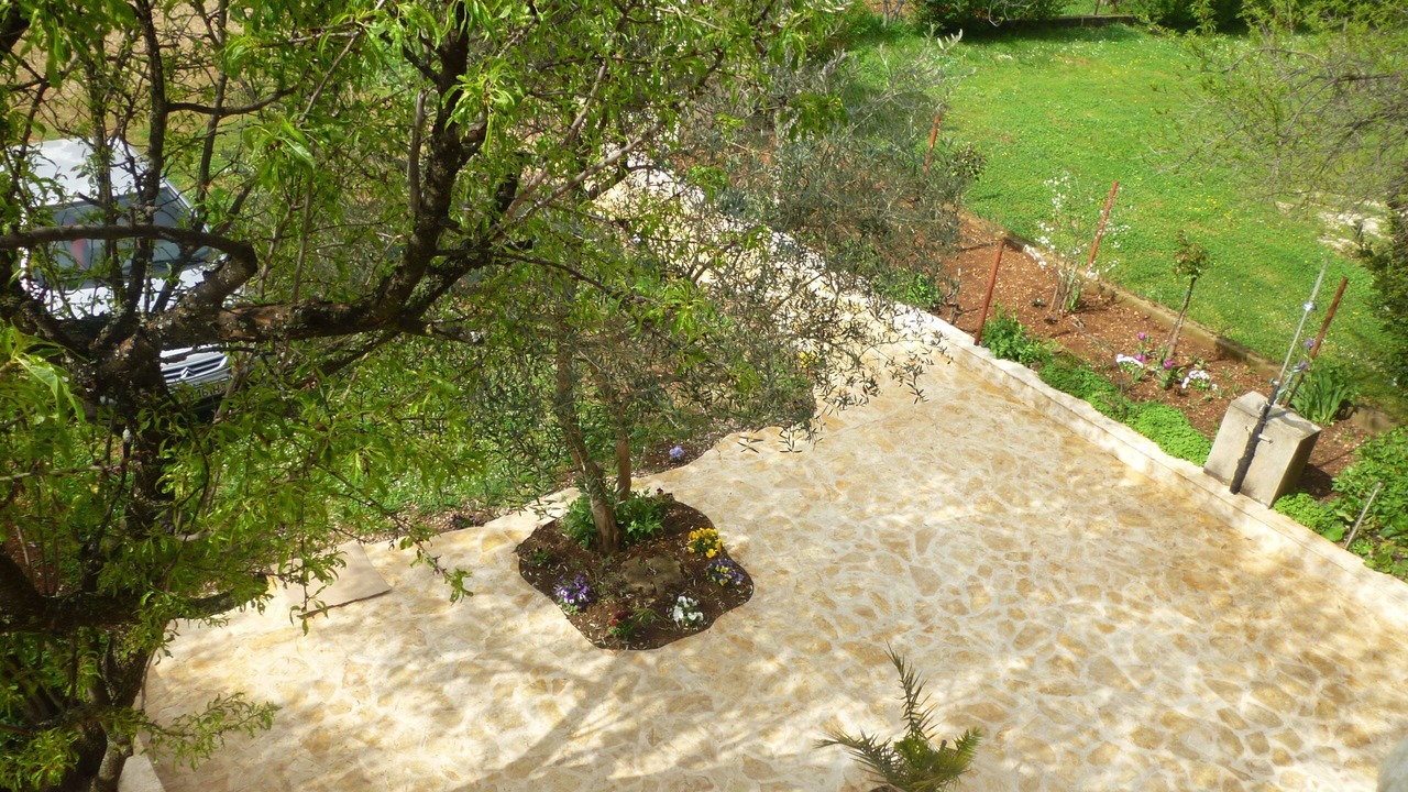 Photo of Outdoor in Seline