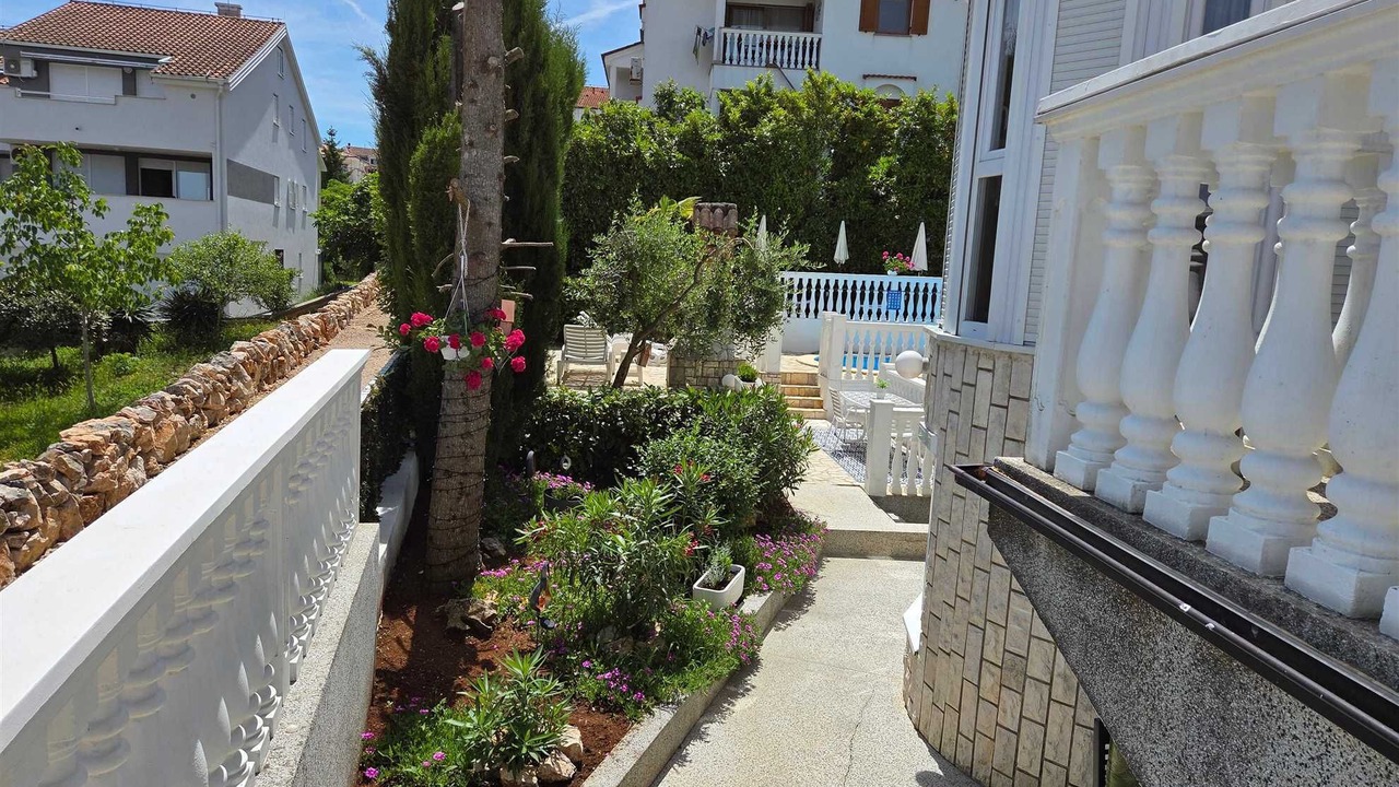 Photo of Patio Balcony in Malinska