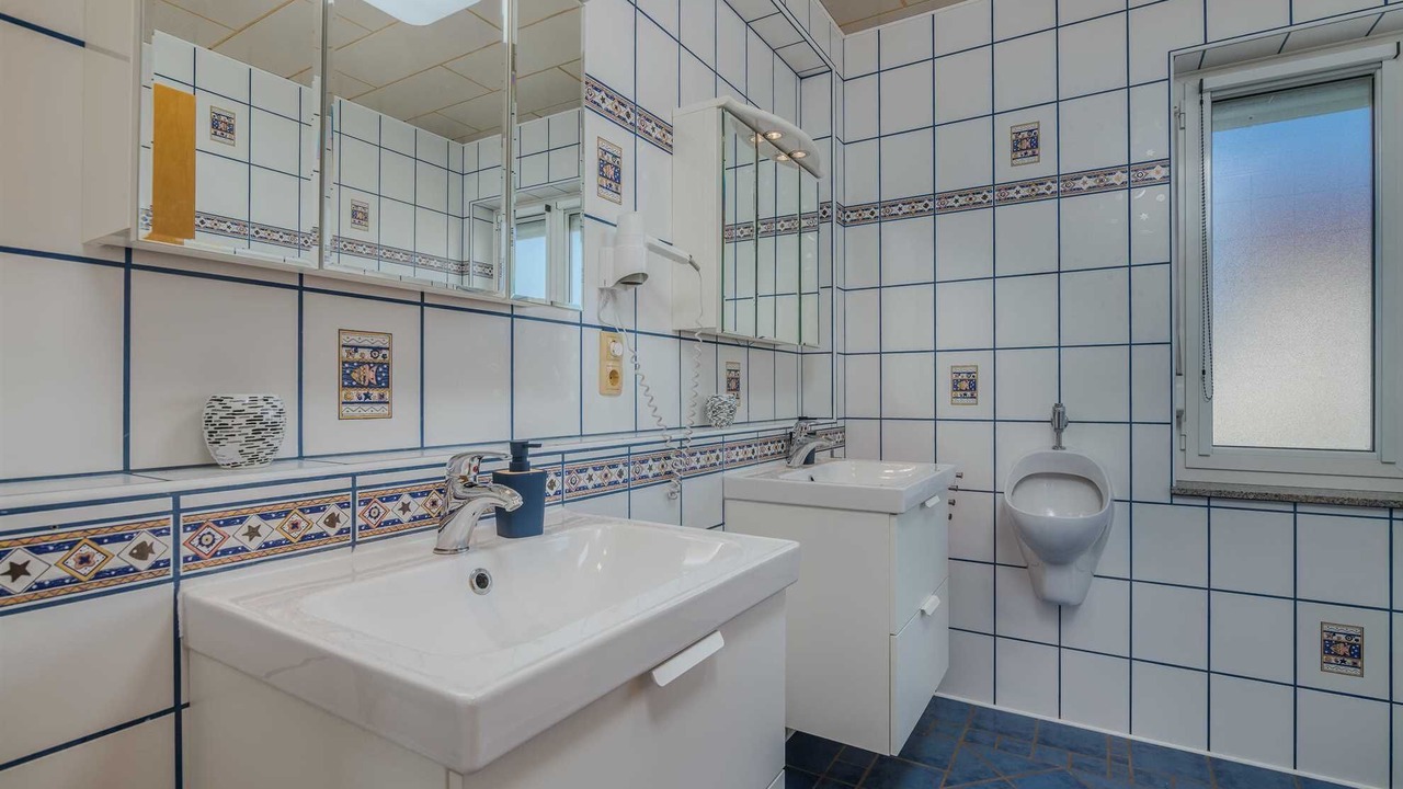 Photo of Bathroom in Linardici