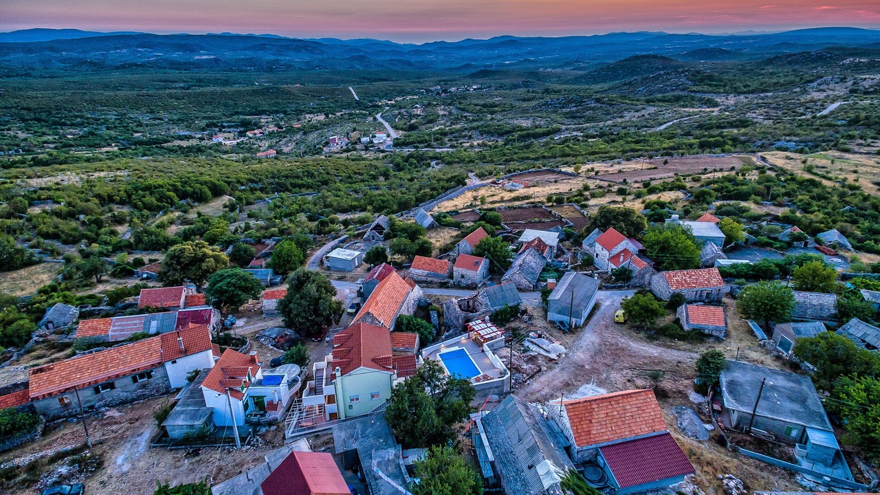 Photo of Outdoor in Unesic