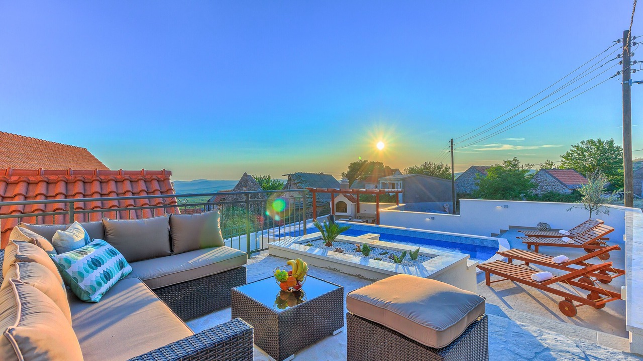Photo of Patio Balcony in Unesic