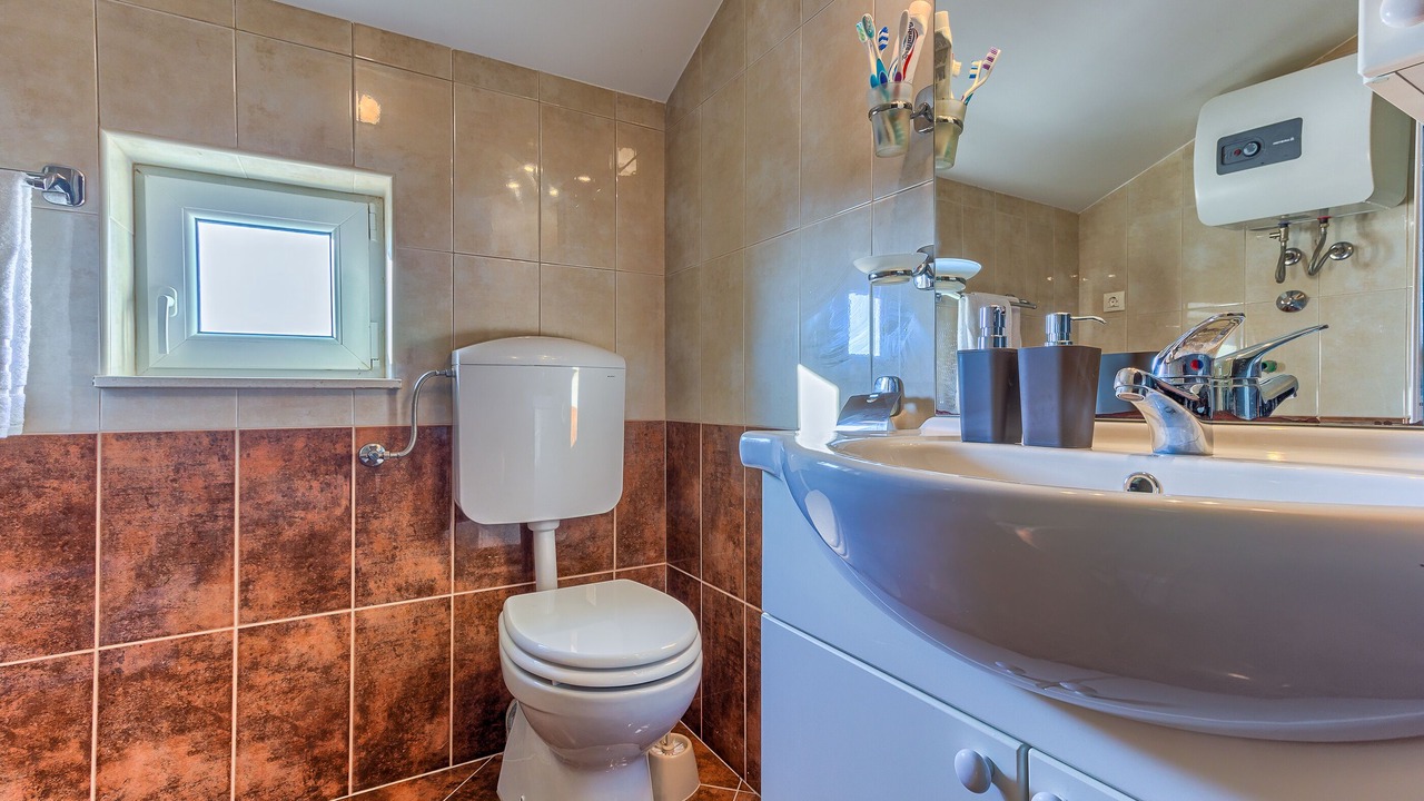 Photo of Bathroom in Unesic