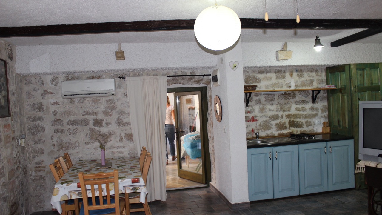 Photo of Others in Betina
