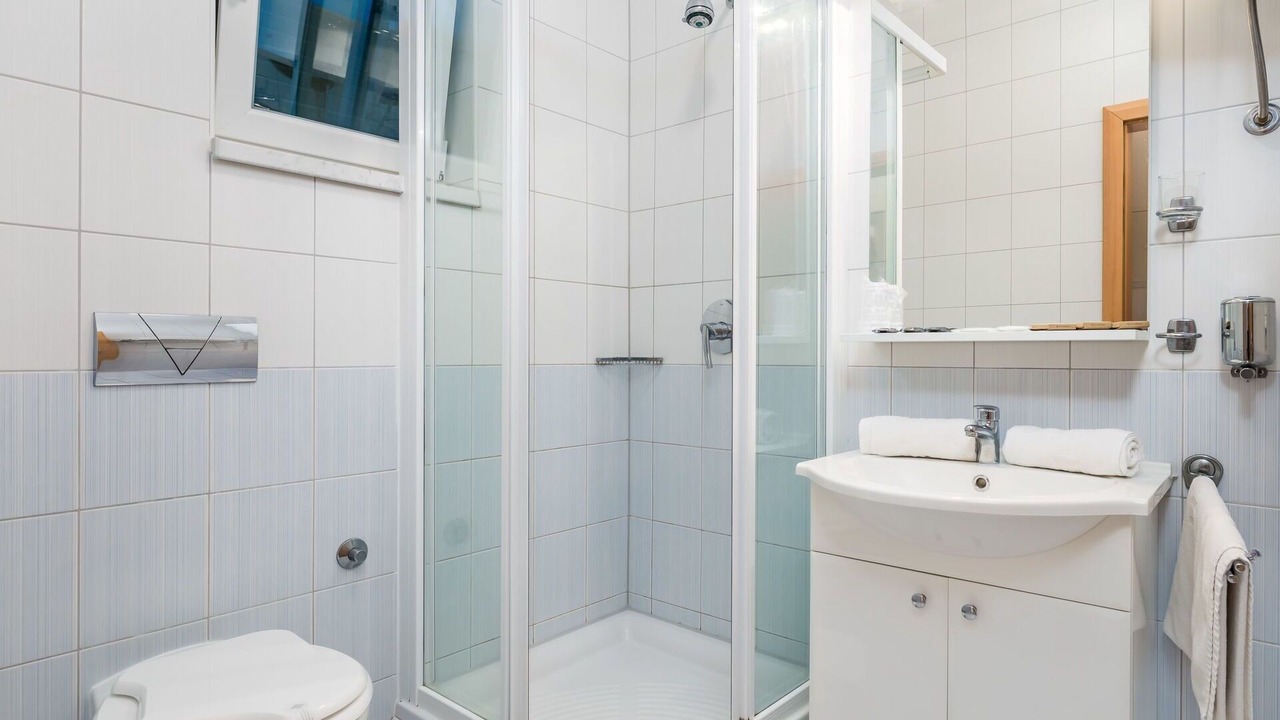 Photo of Bathroom in Kampor