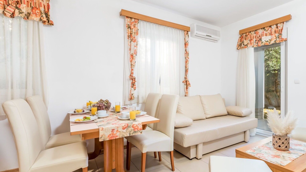 Photo of Bedroom in Banjol
