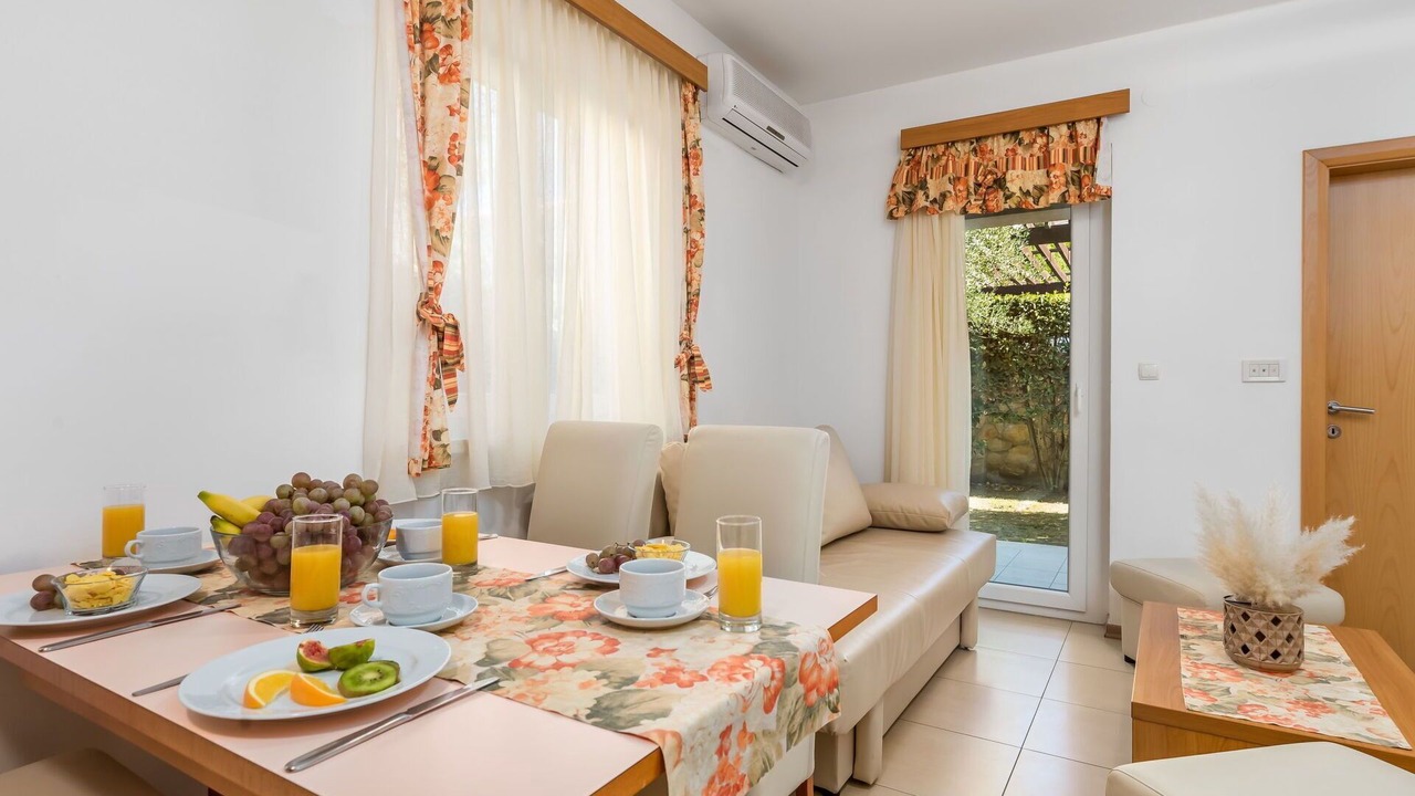 Photo of Bedroom in Banjol