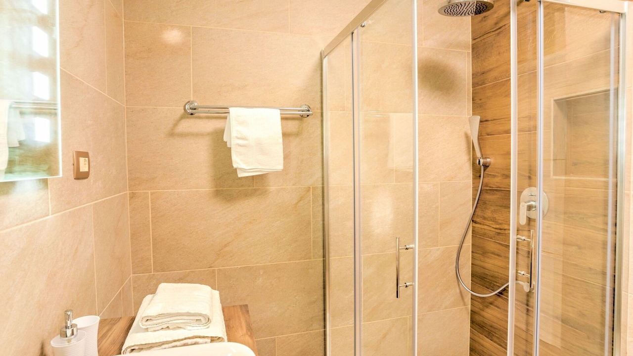 Photo of Bathroom in Pobri