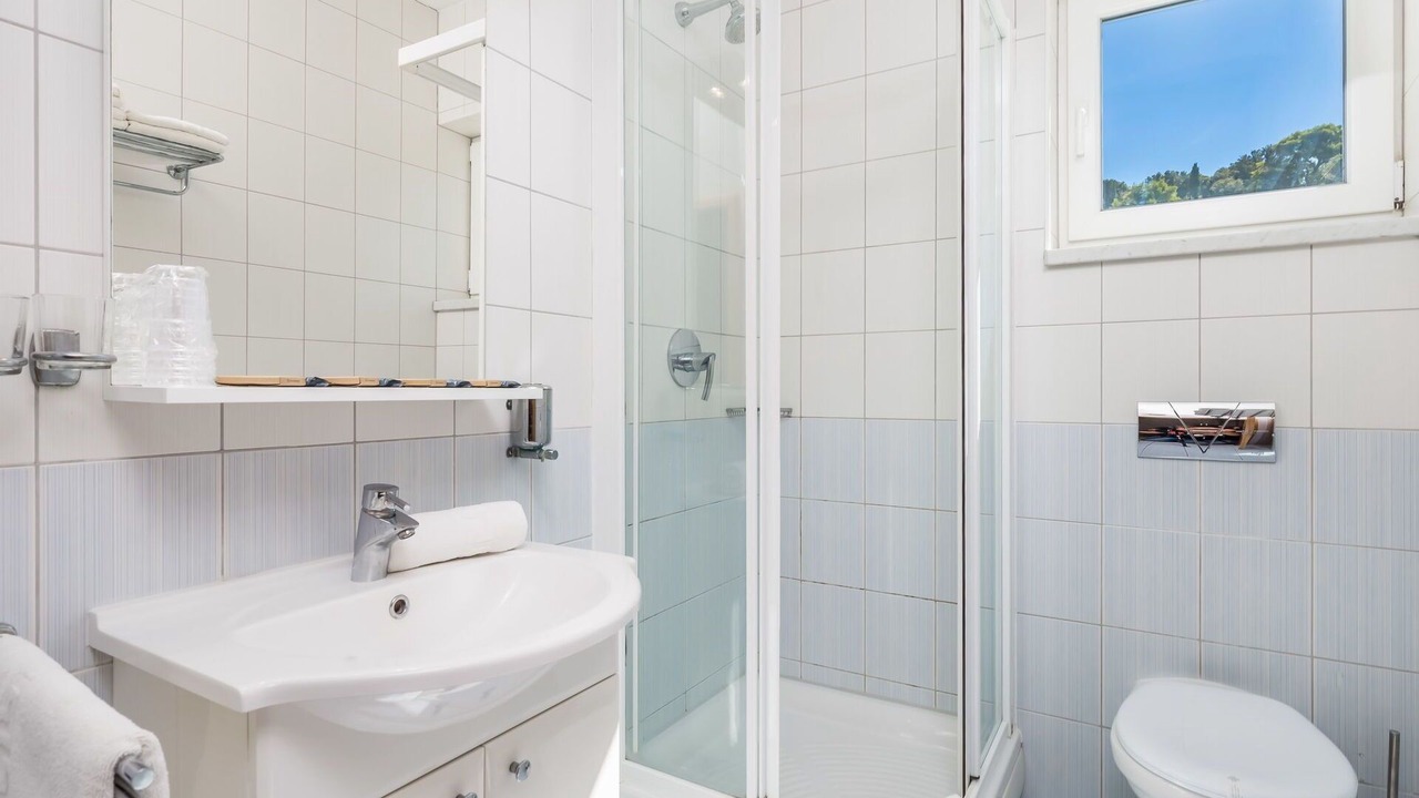 Photo of Bathroom in Banjol